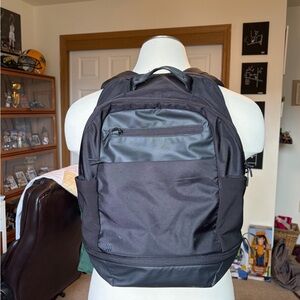 all in motion Black Everyday Backpack with Front Pocket